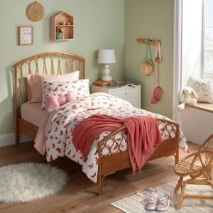 NEW!! Pillowfort White and Pink comforter set with Butterfly Design